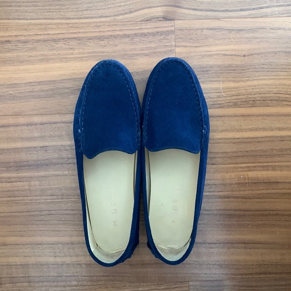M. Gemi Shoes M Gemi The Felize Suede Loafer In Midnight Blue